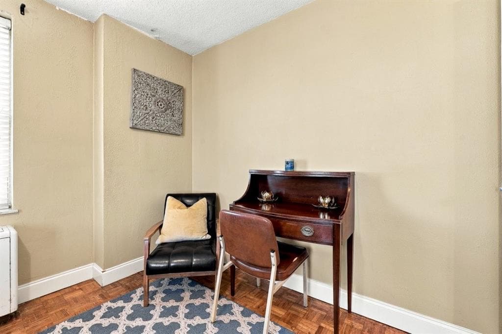 1 bedroom, 1 bathroom, 641 sq ft condominium for sale at 300 Peachtree Street 20O, Atlanta, GA 30308 — photo 10