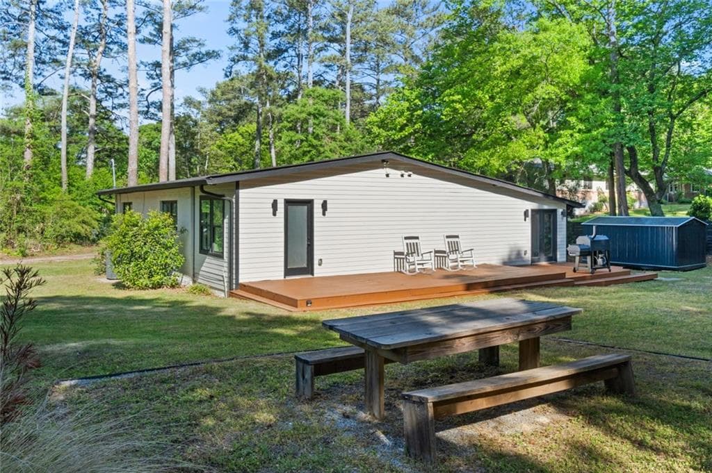 3 bedroom, 3 bathroom, 1,850 sq ft single family residence for sale at 2061 Shady Lane, Tucker, GA 30084 — photo 10