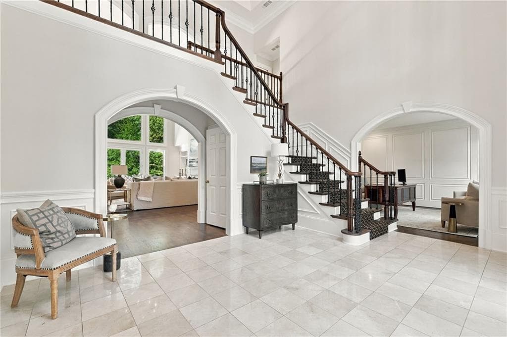 5 bedroom, 7 bathroom, 7,502 sq ft single family residence for sale at 4075 Brixham Way, Johns Creek, GA 30022 — photo 4