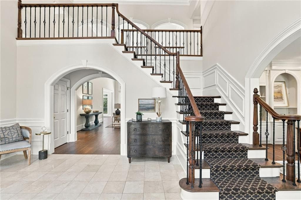 5 bedroom, 7 bathroom, 7,502 sq ft single family residence for sale at 4075 Brixham Way, Johns Creek, GA 30022 — photo 5
