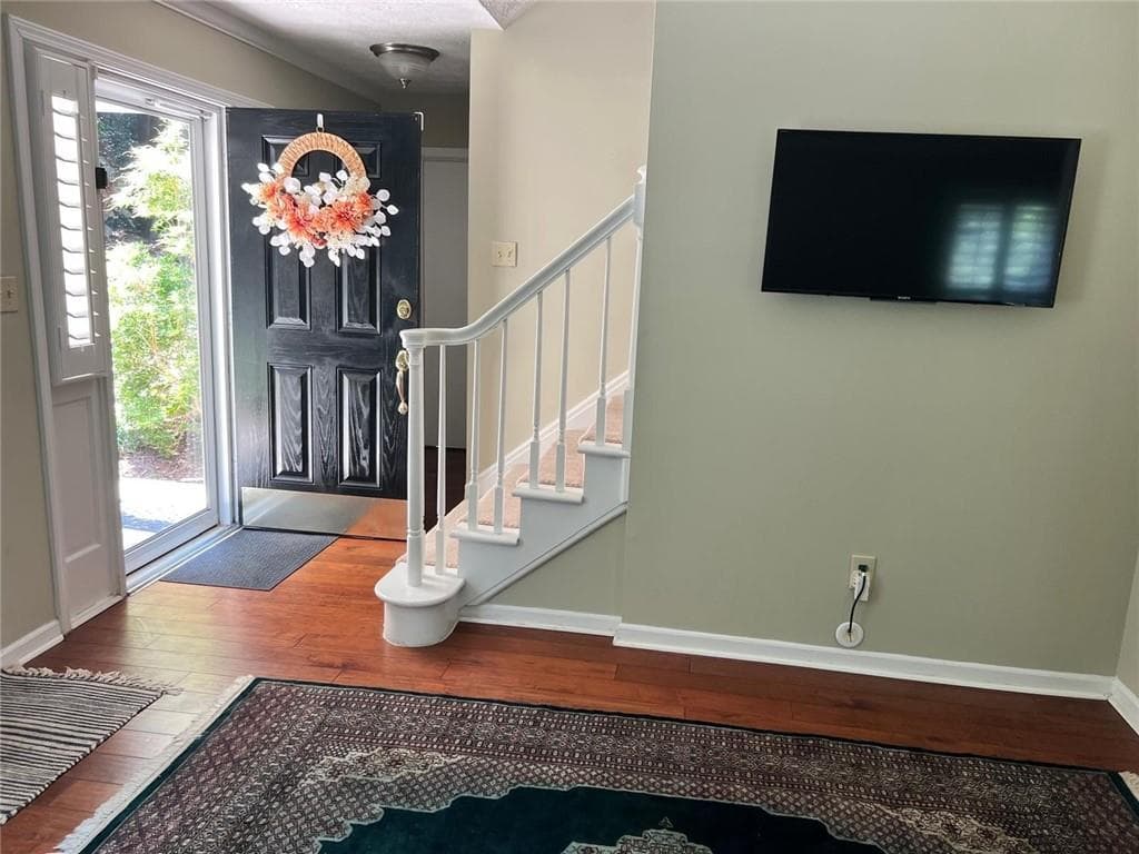 2 bedroom, 3 bathroom, 1,496 sq ft condominium for rent at 843 Heritage Square, Decatur, GA 30033 for $2,800 a month — photo 1 of 18