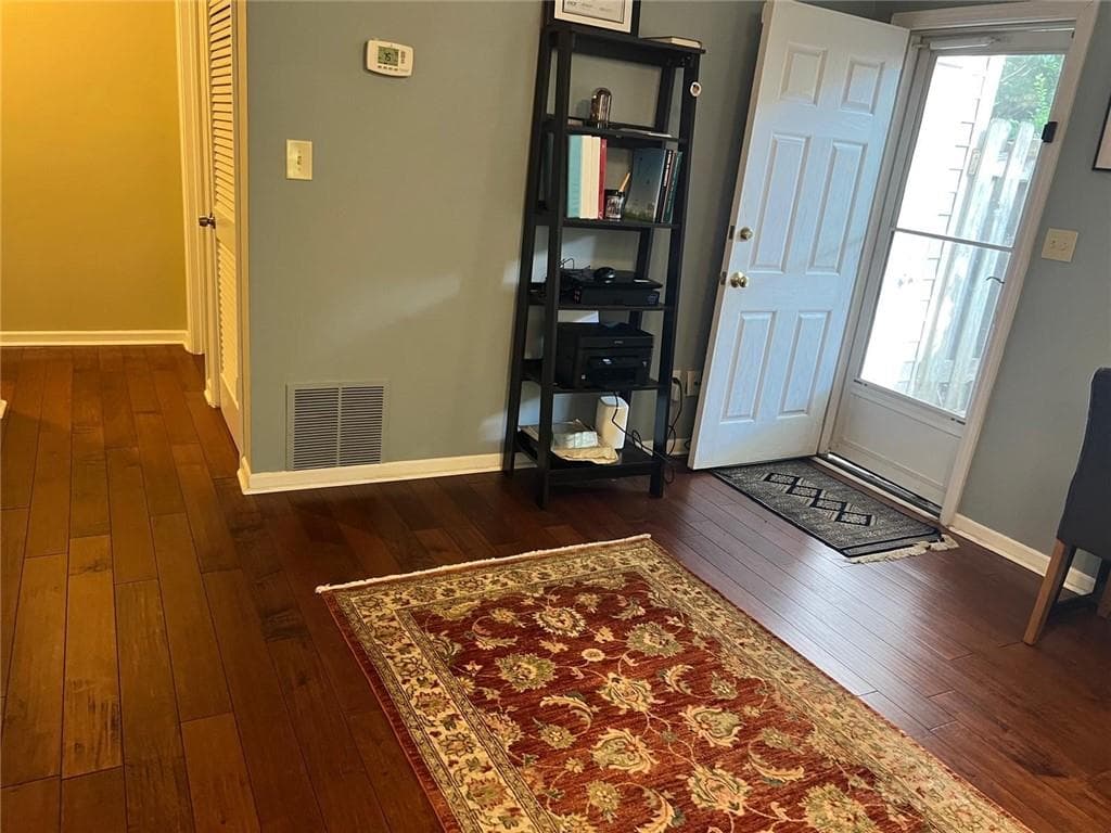 2 bedroom, 3 bathroom, 1,496 sq ft condominium for rent at 843 Heritage Square, Decatur, GA 30033 for $2,800 a month — photo 4