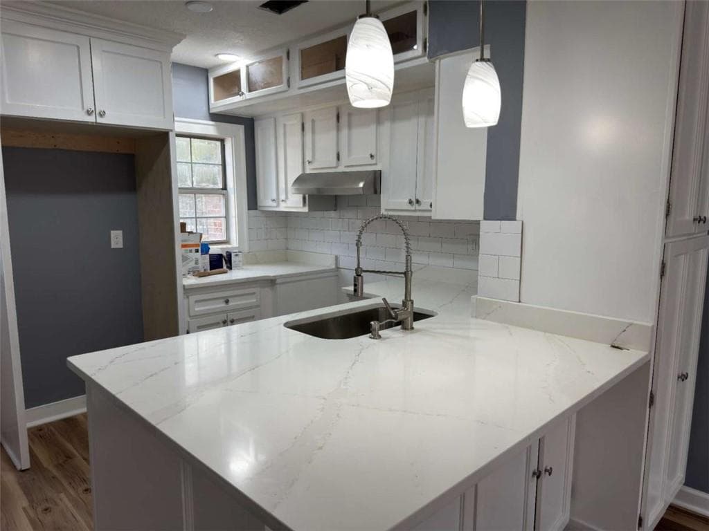 1 bedroom, 2 bathroom, 784 sq ft condominium for sale at 6694 Colchester Place, Norcross, GA 30093 — photo 2