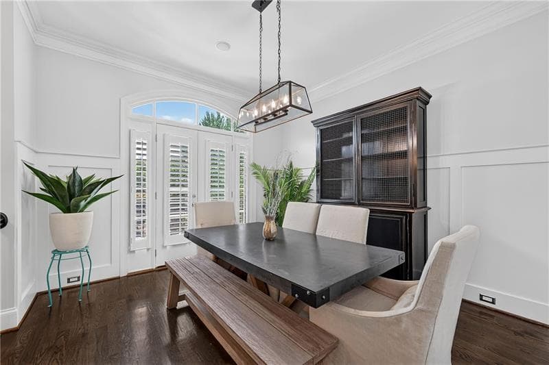 3 bedroom, 4 bathroom, 2,418 sq ft townhouse for sale at 35 Honour Avenue, Atlanta, GA 30305 — photo 3
