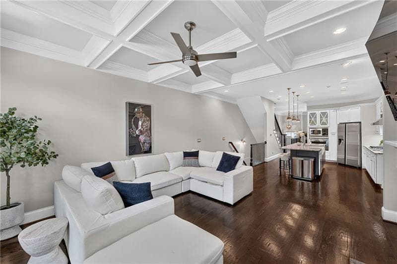 3 bedroom, 4 bathroom, 2,418 sq ft townhouse for sale at 35 Honour Avenue, Atlanta, GA 30305 — photo 6