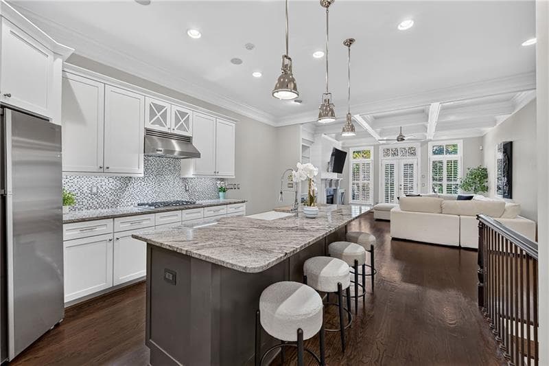 3 bedroom, 4 bathroom, 2,418 sq ft townhouse for sale at 35 Honour Avenue, Atlanta, GA 30305 — photo 8