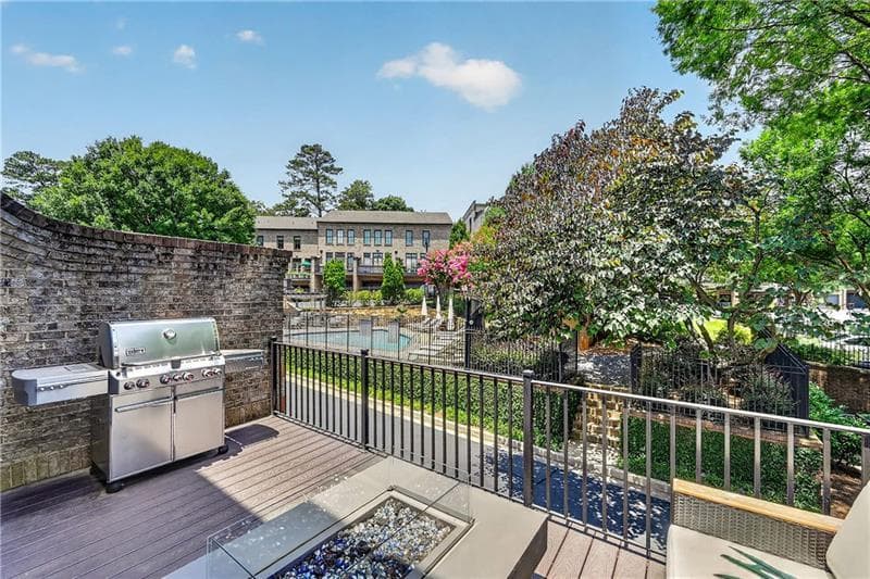 3 bedroom, 4 bathroom, 2,418 sq ft townhouse for sale at 35 Honour Avenue, Atlanta, GA 30305 — photo 9