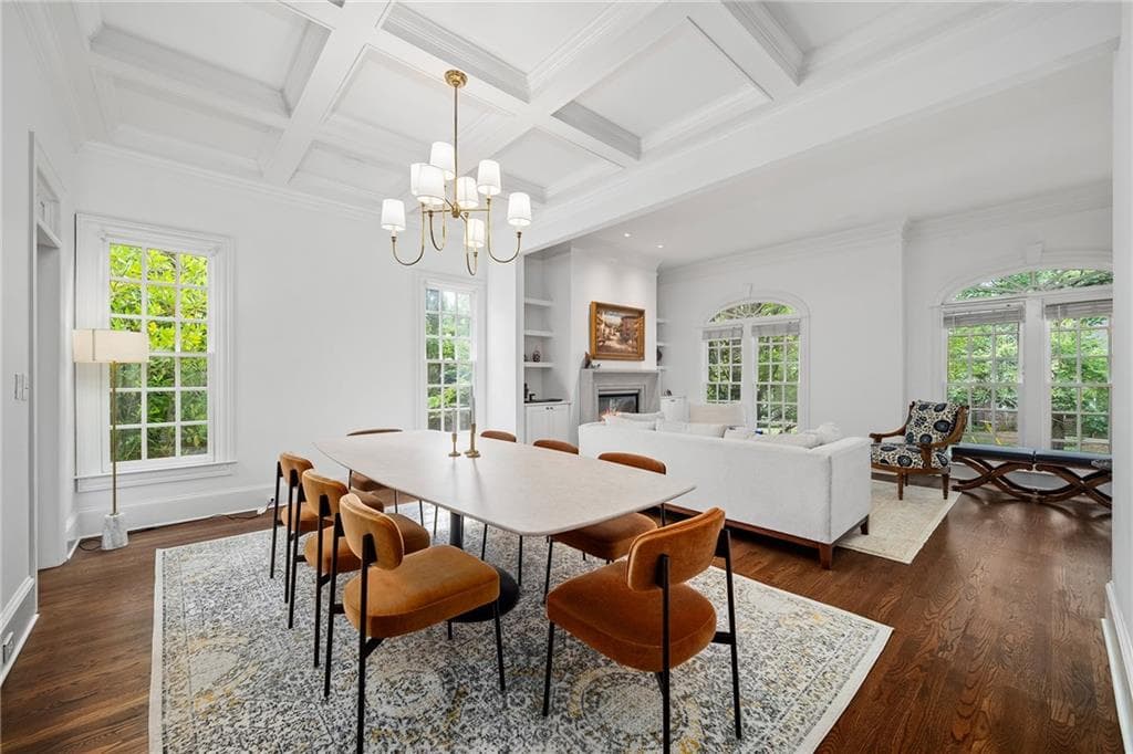 6 bedroom, 5 bathroom, 4,853 sq ft single family residence for sale at 740 E Morningside Drive, Atlanta, GA 30324 — photo 5