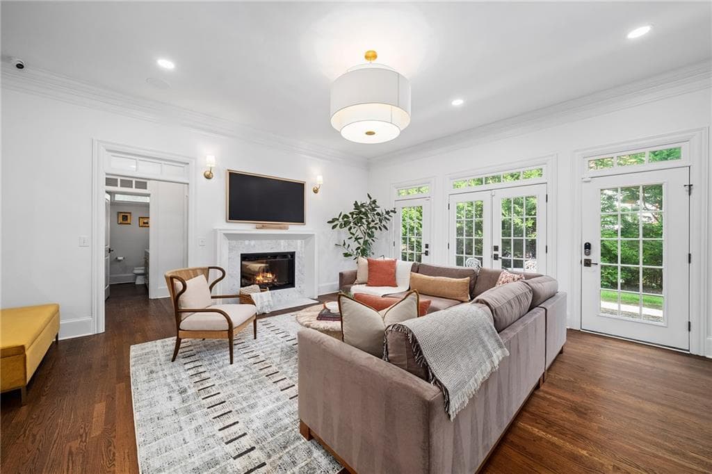 6 bedroom, 5 bathroom, 4,853 sq ft single family residence for sale at 740 E Morningside Drive, Atlanta, GA 30324 — photo 9