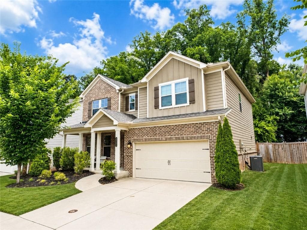 4 bedroom, 4 bathroom, 2,590 sq ft single family residence for sale at 3317 Hidden Valley Circle, Lawrenceville, GA 30044 — photo 2