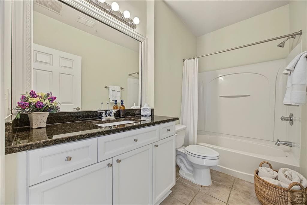 2 bedroom, 2 bathroom, 1,195 sq ft condominium for sale at 3150 Woodwalk Drive 3206, Atlanta, GA 30339 — photo 10