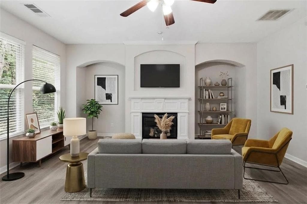 4 bedroom, 3 bathroom, 3,018 sq ft single family residence for sale at 4290 Rosehall Court, Atlanta, GA 30349 — photo 4