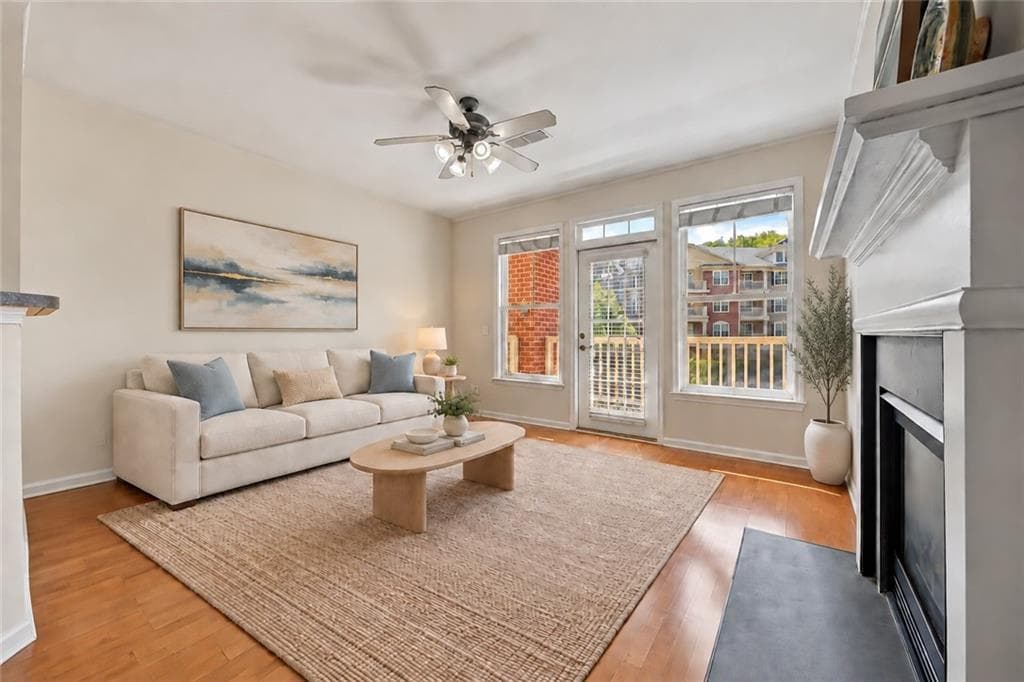 2 bedroom, 2 bathroom, 1,195 sq ft condominium for sale at 3150 Woodwalk Drive 3206, Atlanta, GA 30339 — photo 2