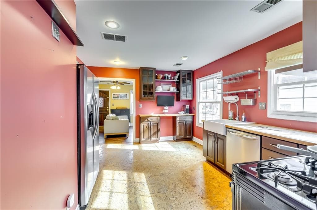 3 bedroom, 2 bathroom, 1,150 sq ft single family residence for sale at 204 Norwood Avenue, Atlanta, GA 30317 — photo 10