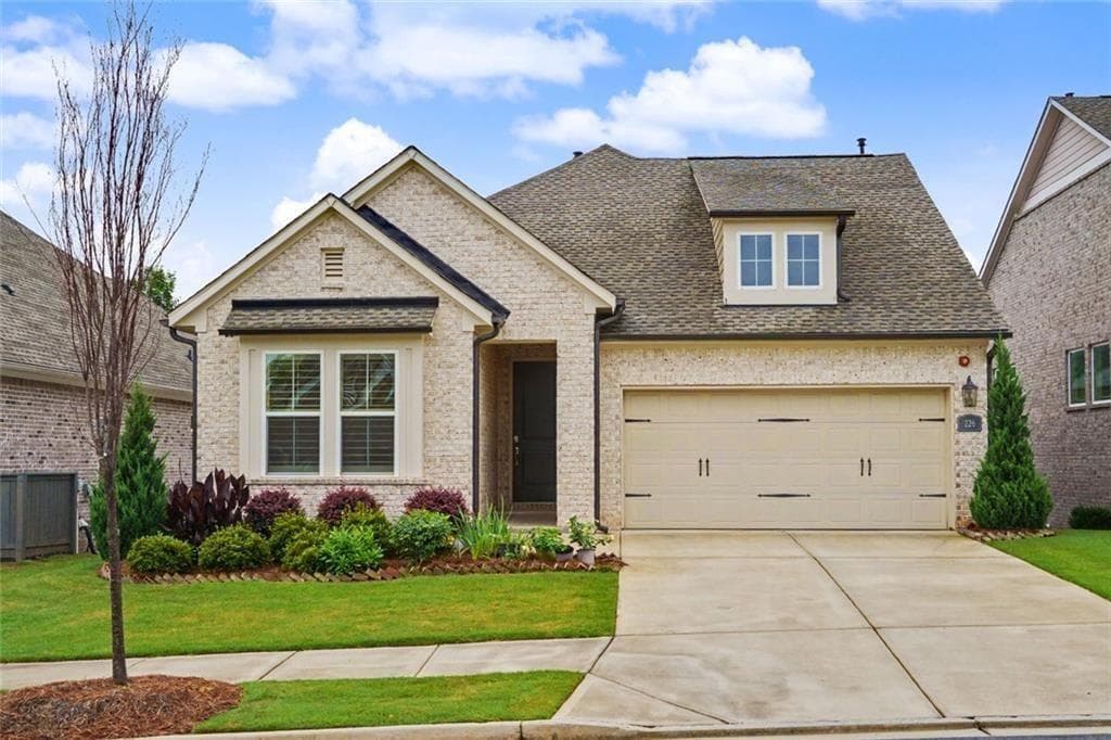 3 bedroom, 2 bathroom, 2,112 sq ft single family residence for sale at 226 Floral Valley Drive, Woodstock, GA 30188 — photo 1 of 44