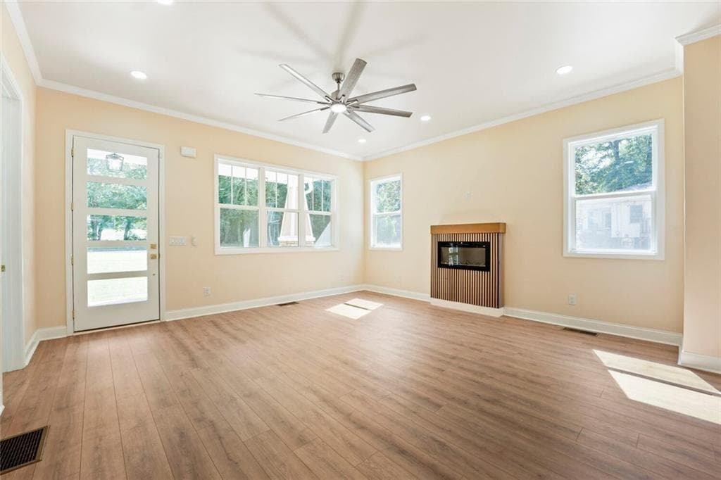 7 bedroom, 4 bathroom, 3,400 sq ft single family residence for sale at 3395 Lee Place, Atlanta, GA 30349 — photo 6