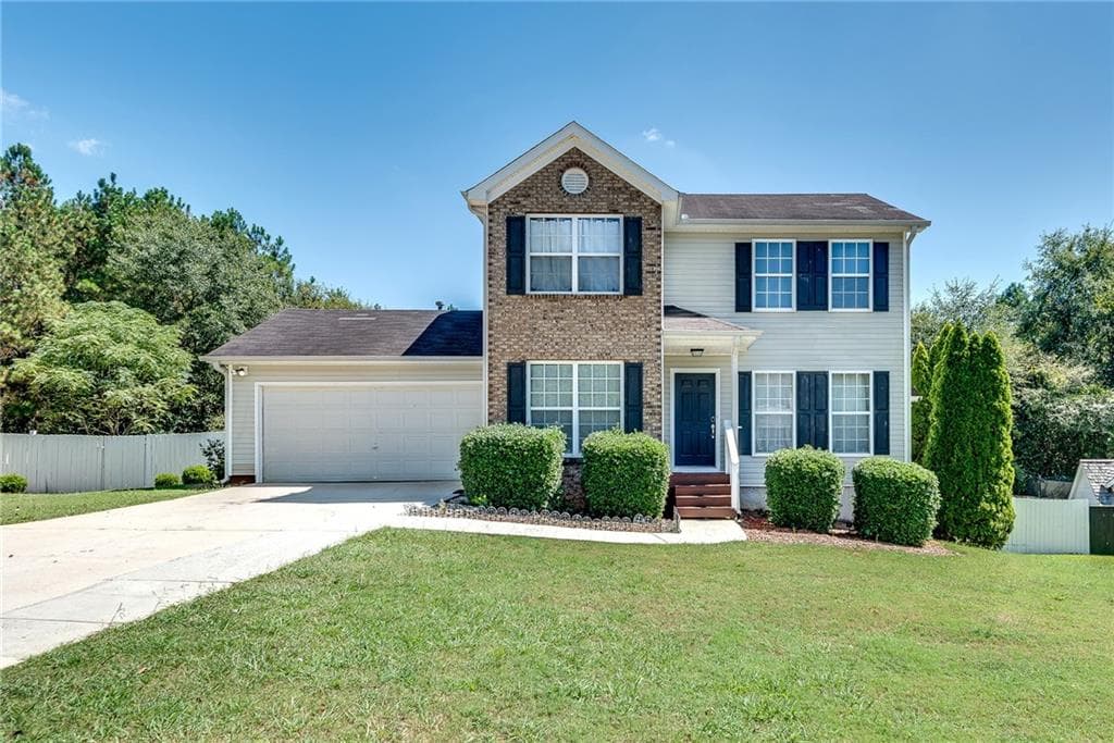 3 bedroom, 3 bathroom, 1,523 sq ft single family residence for sale at 4390 Telida Trail, Snellville, GA 30039