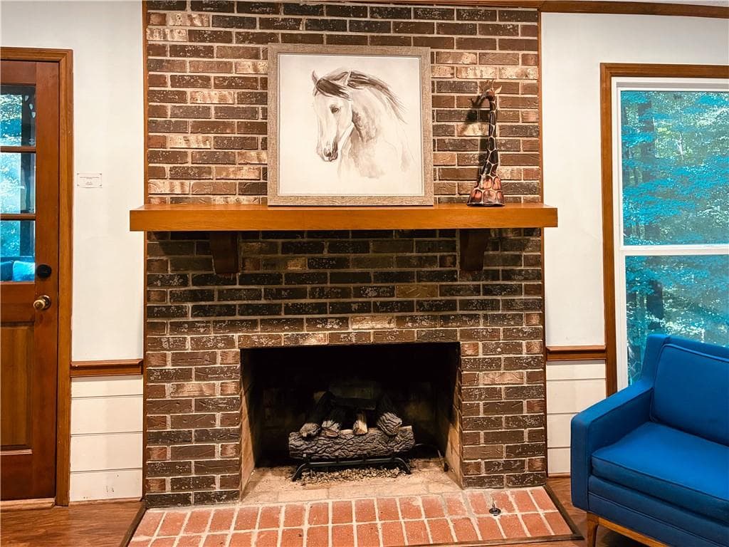 3 bedroom, 3 bathroom, 2,062 sq ft single family residence for sale at 4512 Creekwood Circle, Kennesaw, GA 30152 — photo 9