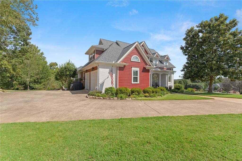 4 bedroom, 5 bathroom, 4,412 sq ft single family residence for sale at 8865 Saddle Trail, Ball Ground, GA 30107 — photo 6