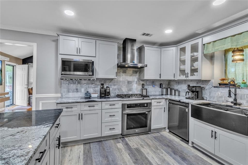 3 bedroom, 3 bathroom, 1,958 sq ft single family residence for sale at 4086 Rex Road, Rex, GA 30273 — photo 4
