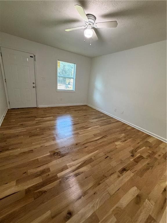 2 bedroom, 1 bathroom, 924 sq ft quadruplex for rent at 5851 Lone Oak Drive, Mableton, GA 30126 for $1,250 a month — photo 5