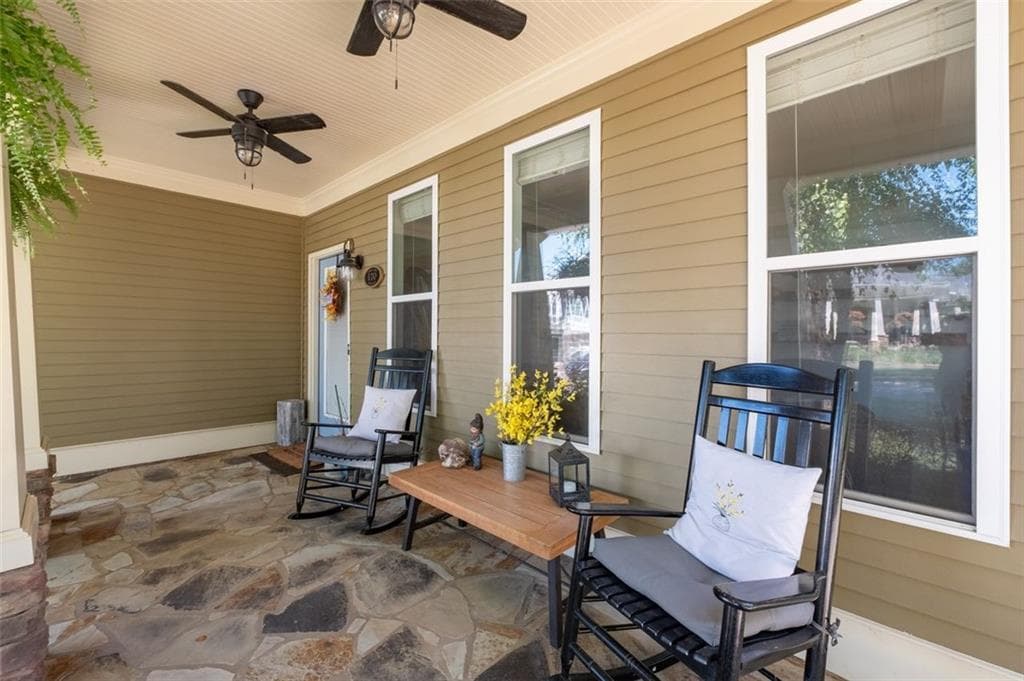 3 bedroom, 2 bathroom, 1,666 sq ft single family residence for sale at 170 Ryan Lane, Covington, GA 30014 — photo 8