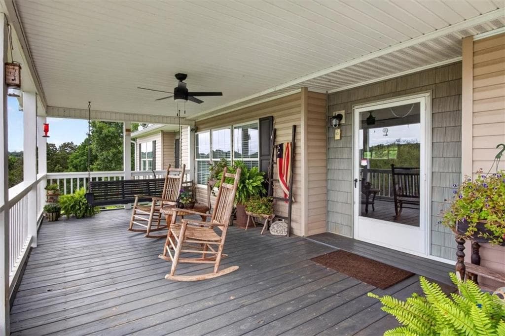 3 bedroom, 2 bathroom, 1,920 sq ft single family residence for sale at 290 Knucklesville Road, Rydal, GA 30171 — photo 8