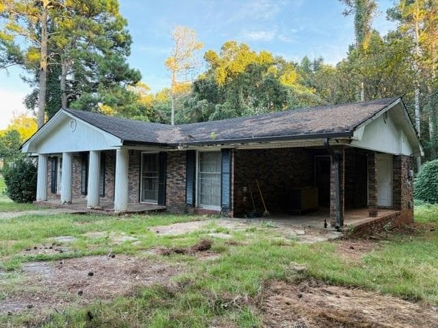 3 bedroom, 1 bathroom, 1,201 sq ft single family residence for sale at 300 Tanners Bridge Road, Bethlehem, GA 30620 — photo 2