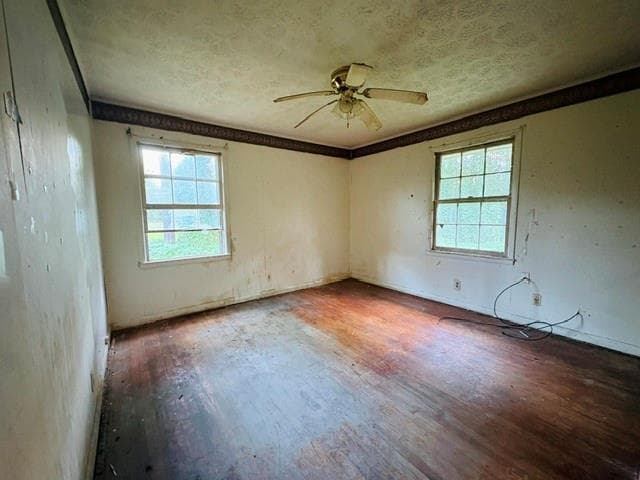 3 bedroom, 1 bathroom, 1,201 sq ft single family residence for sale at 300 Tanners Bridge Road, Bethlehem, GA 30620 — photo 8
