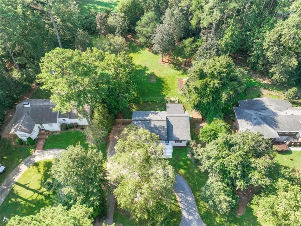 3 bedroom, 3 bathroom, 2,218 sq ft single family residence for sale at 309 Burke Circle, Mcdonough, GA 30253 — photo 3