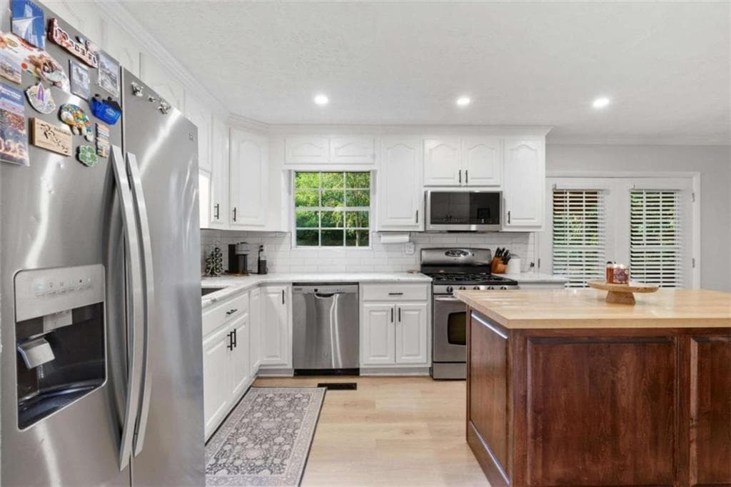 3 bedroom, 3 bathroom, 2,218 sq ft single family residence for sale at 309 Burke Circle, Mcdonough, GA 30253 — photo 9