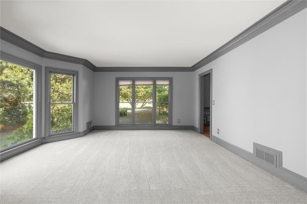 5 bedroom, 4 bathroom, 5,448 sq ft single family residence for sale at 3520 Lester Ct., Lilburn, GA 30047 — photo 8