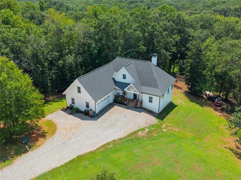 3 bedroom, 3 bathroom, 4,799 sq ft single family residence for sale at 449 Captains Court, Clarkesville, GA 30523 — photo 8