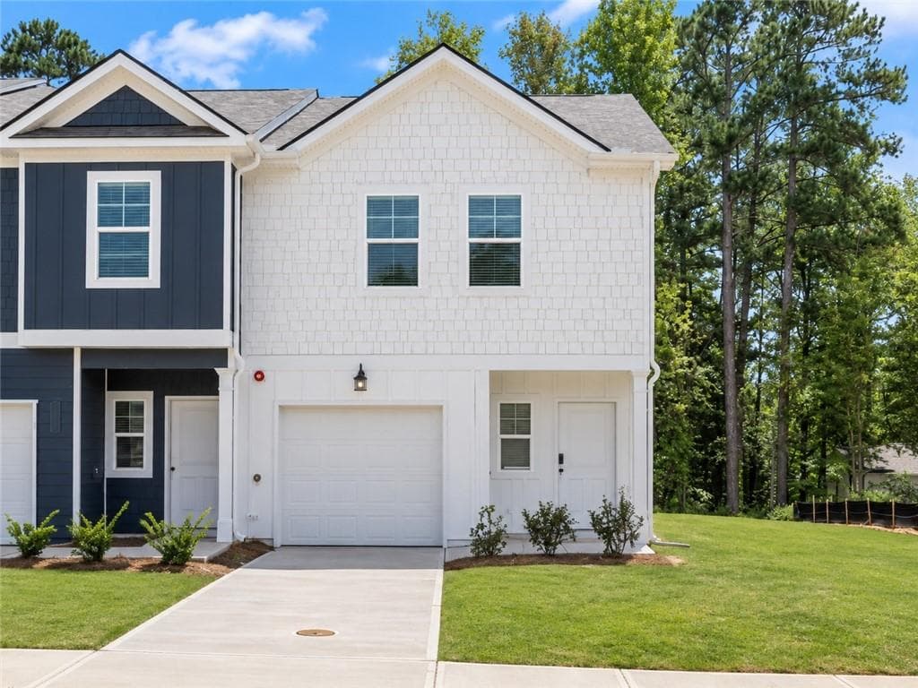 3 bedroom, 3 bathroom, 1,467 sq ft townhouse for sale at 1372 Riverstone Road LOT 96, Jonesboro, GA 30238