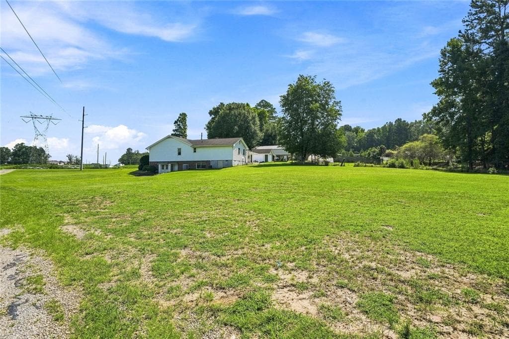 3 bedroom, 3 bathroom other for sale at 2944 Gravel Springs Road, Buford, GA 30519 — photo 2