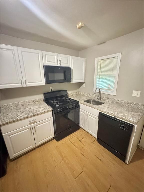 2 bedroom, 1 bathroom, 1,624 sq ft duplex for rent at 6321 Raymond Terrace, Union City, GA 30291 for $1,200 a month — photo 3