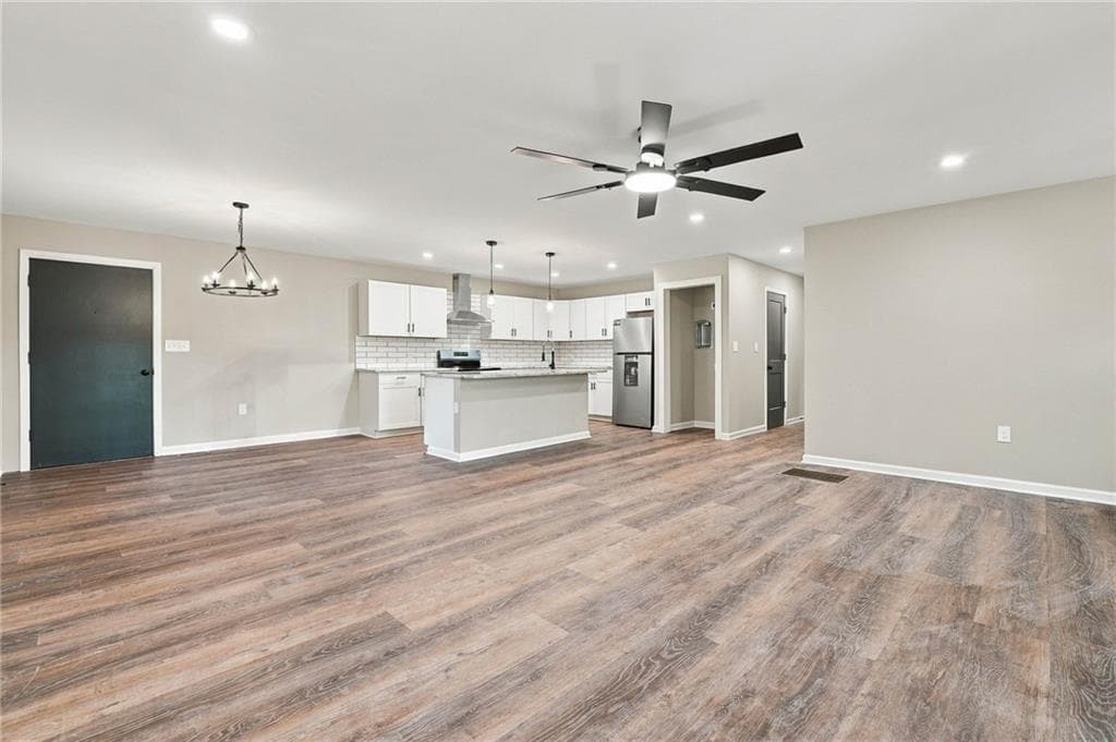 3 bedroom, 2 bathroom, 1,345 sq ft single family residence for sale at 142 Ann Drive, Canton, GA 30114 — photo 8