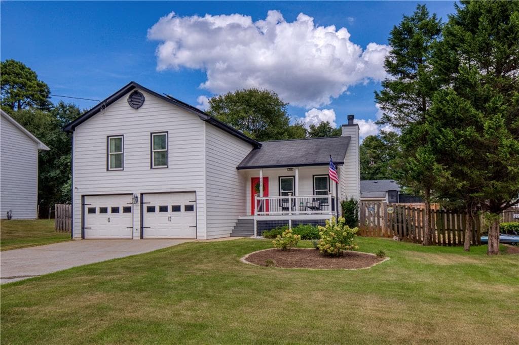 4 bedroom, 3 bathroom, 1,876 sq ft single family residence under contract at 4270 Hidden Meadow Circle, Sugar Hill, GA 30518
