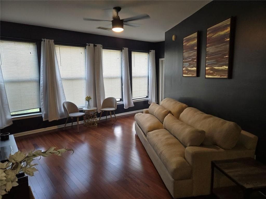 2 bedroom, 2 bathroom, 1,208 sq ft condominium for rent at 898 Oak Street 3203, Atlanta, GA 30310 for $1,900 a month — photo 4
