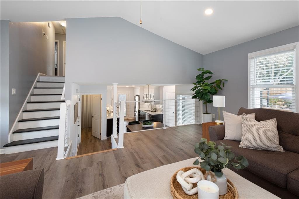 4 bedroom, 3 bathroom, 1,876 sq ft single family residence under contract at 4270 Hidden Meadow Circle, Sugar Hill, GA 30518 — photo 7