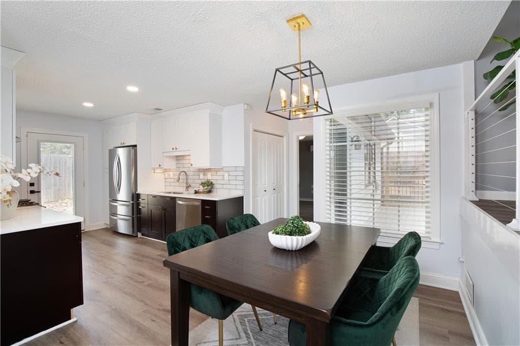 4 bedroom, 3 bathroom, 1,876 sq ft single family residence under contract at 4270 Hidden Meadow Circle, Sugar Hill, GA 30518 — photo 10