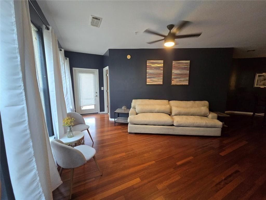 2 bedroom, 2 bathroom, 1,208 sq ft condominium for rent at 898 Oak Street 3203, Atlanta, GA 30310 for $1,900 a month — photo 10