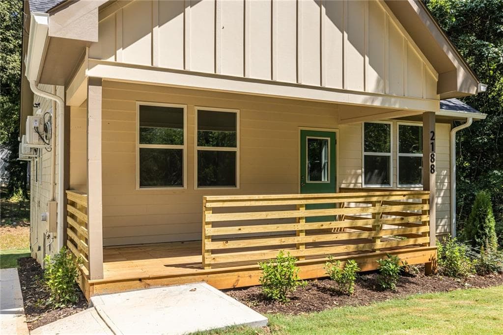 3 bedroom, 2 bathroom, 1,200 sq ft single family residence for sale at 2188 Bicknell Street, Atlanta, GA 30315 — photo 8