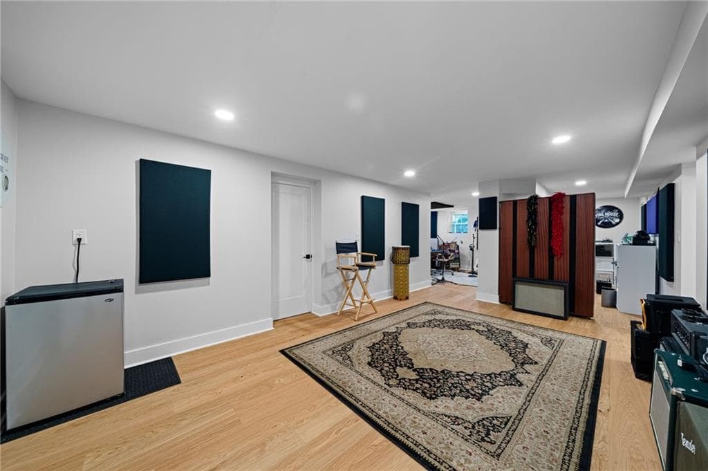 6 bedroom, 6 bathroom, 5,752 sq ft single family residence for sale at 1066 Mcconnell Drive, Decatur, GA 30033 — photo 4