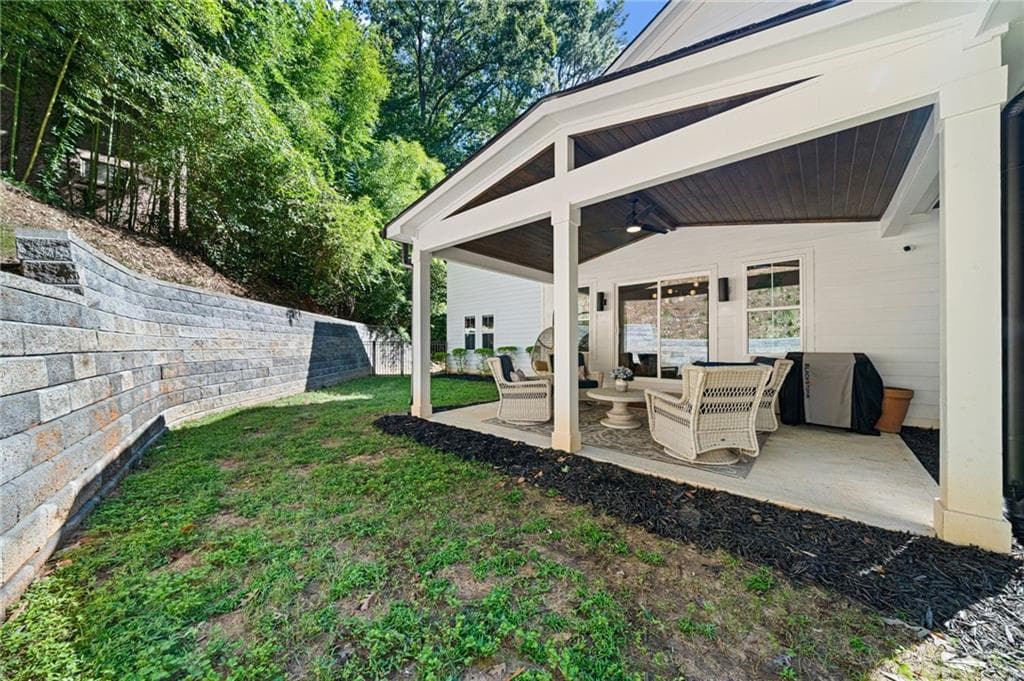6 bedroom, 6 bathroom, 5,752 sq ft single family residence for sale at 1066 Mcconnell Drive, Decatur, GA 30033 — photo 7