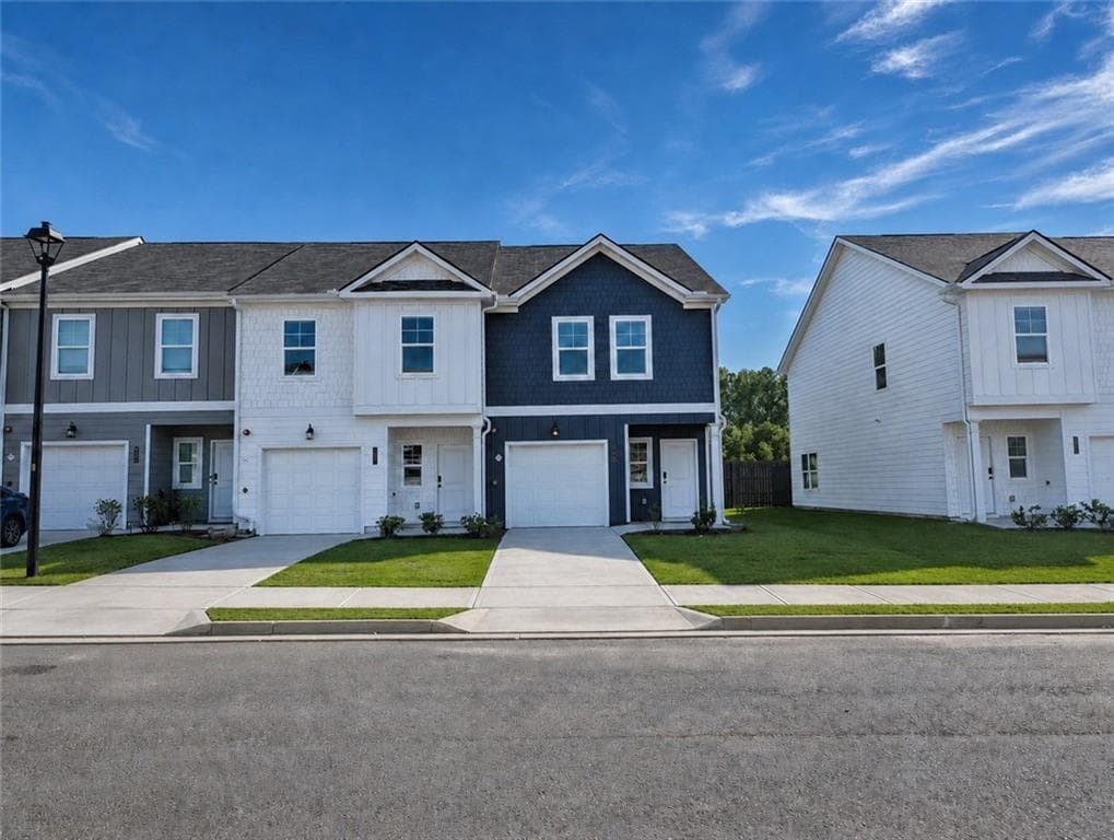 3 bedroom, 3 bathroom, 1,467 sq ft townhouse for sale at 9444 Maple Grove Lane LOT 60, Jonesboro, GA 30238