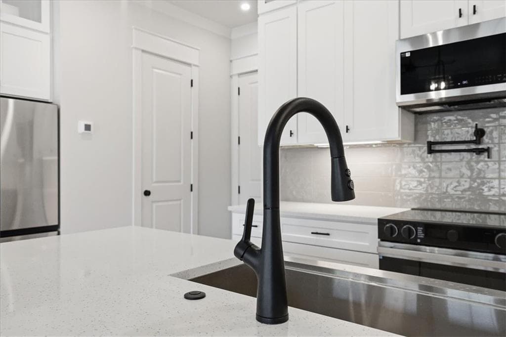 3 bedroom, 3 bathroom, 1,870 sq ft townhouse for sale at 297 Orchid Street, Braselton, GA 30517 — photo 8