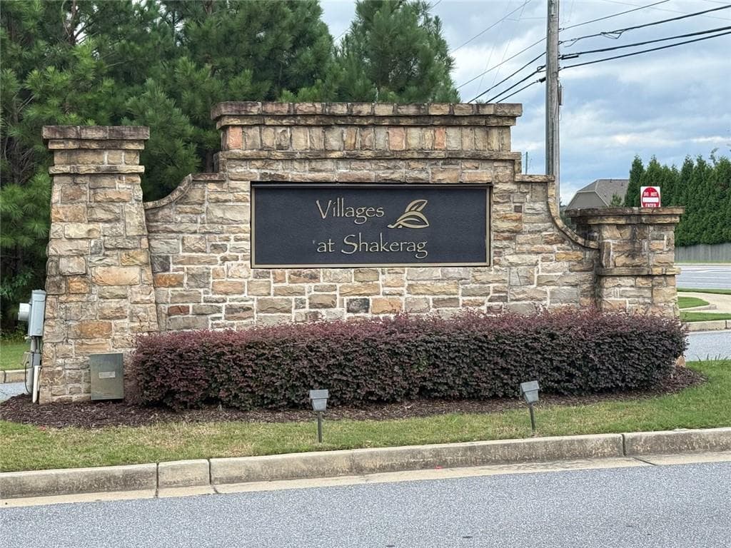 4 bedroom, 4 bathroom, 2,842 sq ft townhouse for rent at 8540 Andrast Alley, Suwanee, GA 30024 for $3,100 a month — photo 1 of 67