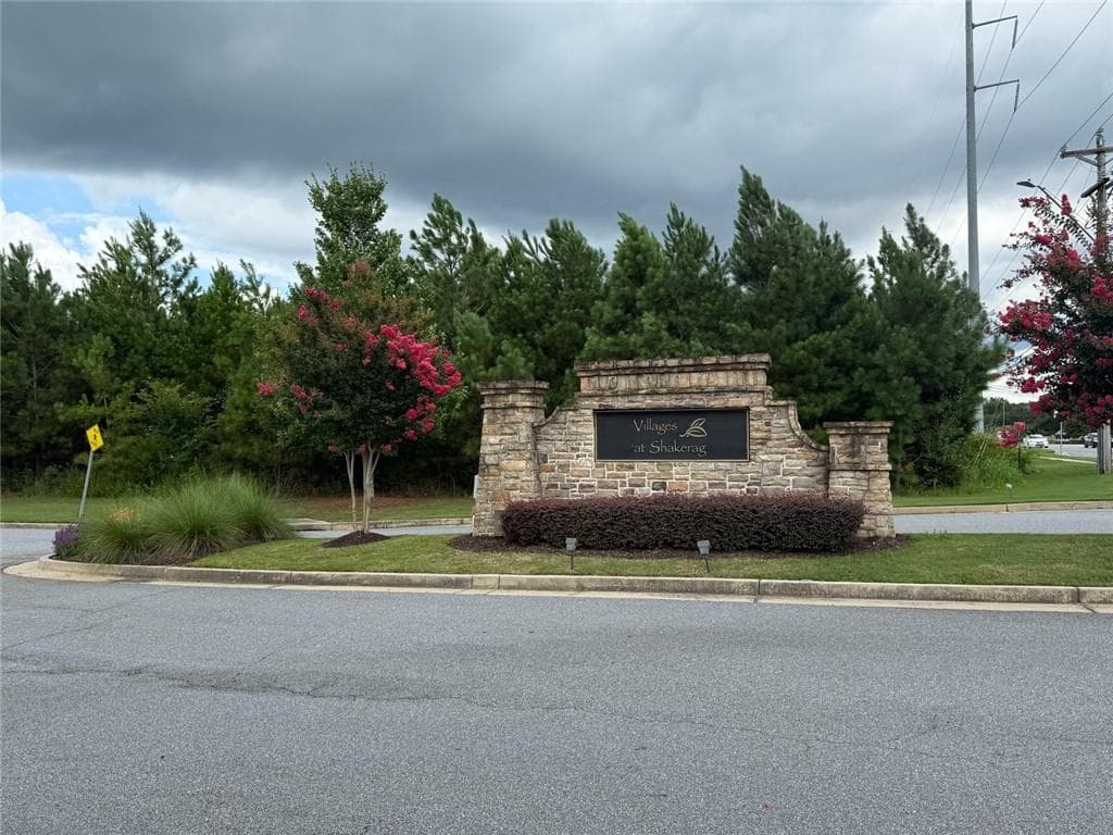 4 bedroom, 4 bathroom, 2,842 sq ft townhouse for rent at 8540 Andrast Alley, Suwanee, GA 30024 for $3,100 a month — photo 2