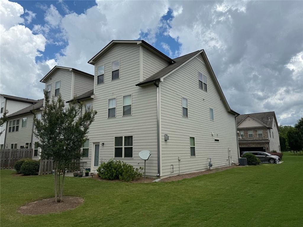 4 bedroom, 4 bathroom, 2,842 sq ft townhouse for rent at 8540 Andrast Alley, Suwanee, GA 30024 for $3,100 a month — photo 4